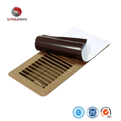 Capa de ventilación magnética gruesa personalizada con superficie de PVC blanco y imán de caucho compuesto