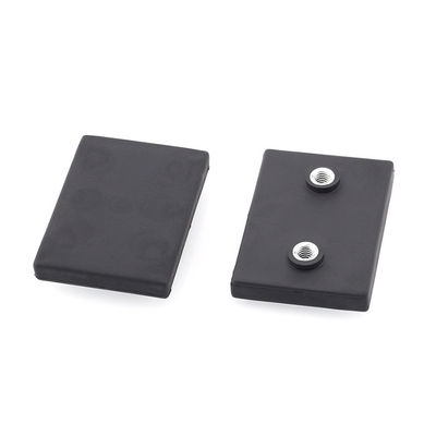 Magnetos rectangulares de neodimio recubiertos de caucho personalizados Magnetos de neodimio de grado con dos agujeros
