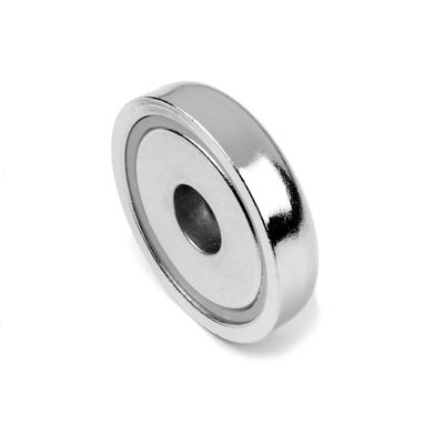 32 mm Neodimio Magneto de olla con agujero contra el hundimiento 32 kg Capacidad de tracción 1,26 pulgadas de diámetro