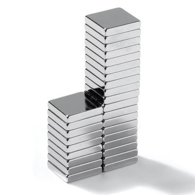 Magneto de NdFeB Magneto industrial permanente SmCo ALNICo Ferrita Neodimio Materiales magnéticos
