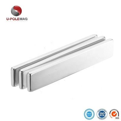 Poderoso magneto de neodimio N45 de 2,5'x0,4'x0,2' en forma rectangular para el rendimiento