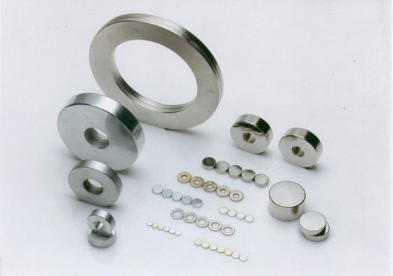 Muestra de anillo de magnetización radial grande Magneto de neodimio N35-N52 para imán industrial
