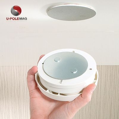 D70MM detector de humo soporte magnético con imanes de neodimio y chapa de acero galvanizado