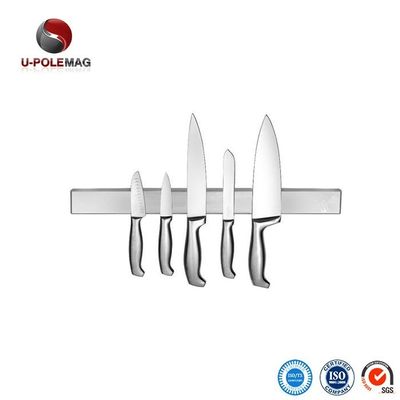 Estante de cuchillo magnético de acero inoxidable ideal para compradores comerciales y ocasiones de campamento