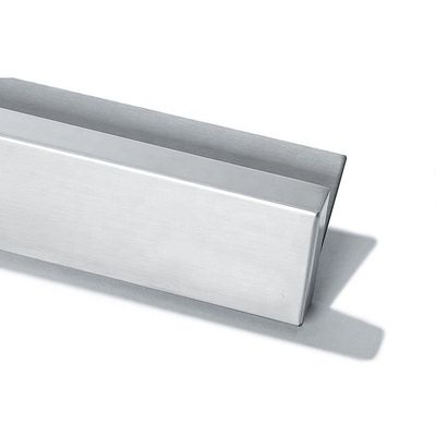 Estante de cuchillo magnético de acero inoxidable ideal para compradores comerciales y ocasiones de campamento