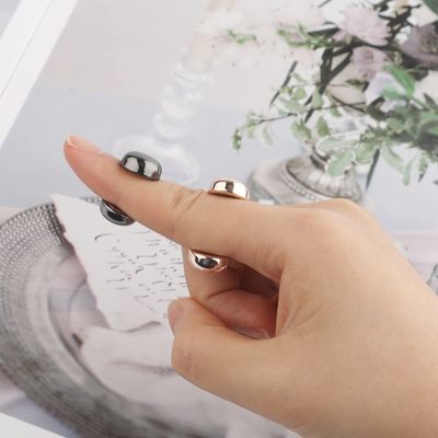 Pinos magnéticos de Hijab sin enganche fuerte Pinos magnéticos múltiples Orientación axial en forma de olla / taza