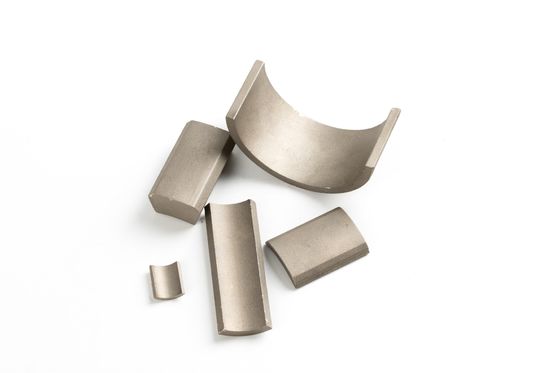 Imán industrial YXG-32 Imán Smco sinterizado con temperatura de trabajo máxima de 300 grados