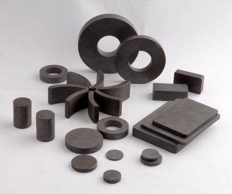 Bloque de cerámica dura para la magnetización