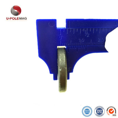 ± 1% Tolerancia Disco cerámico con imán de ferrita personalizado para aplicaciones industriales