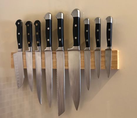 Cuchillo de madera de roble soporte magnético montaje de pared accesorio de cocina de ahorro de espacio 680-995g