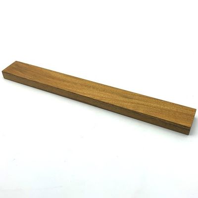 Estante de cuchillo magnético de madera de acacia para el almacenamiento de cuchillos de cocina con estilo y práctica