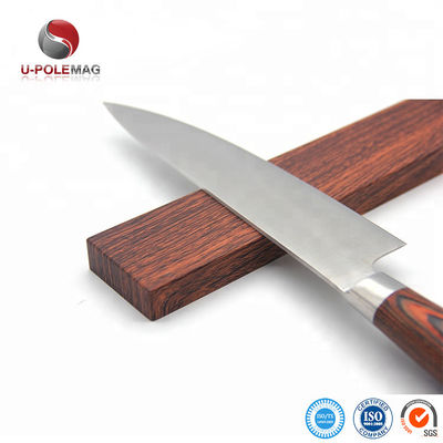Cuchillo magnético de madera de nuez para pared completamente cerrado Envío por mar/aire/exprés
