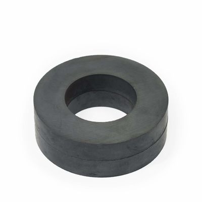 Magnetos de anillo de ferrita cerámica Y30 para sistemas de altavoces fuertes y duraderos