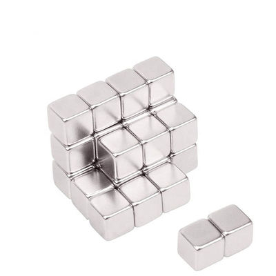 Imán de cubo N52 de grado NdFeB personalizado para el sistema de gestión ambiental ISO14001 2004