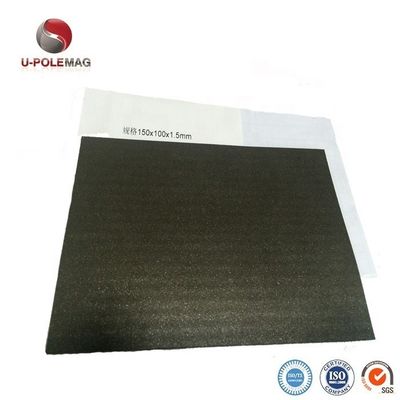 80 °C Tolerancia de la hoja magnética de caucho flexible más resistente NdFeB Neodimio ± 10% Tamaño A4