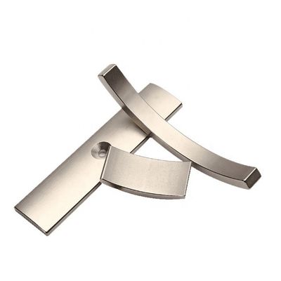 N52 Segmento de imán de neodimio curvado para motor ± 0,01 mm Muestra de tolerancia ofrecida
