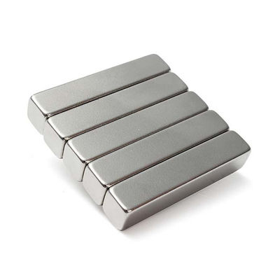 Magnetos permanentes de barras de neodimio NdFeB de tierras raras de doble cara 35 x 20 x 5 mm