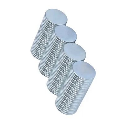 ± 1% Tolerancia Magnetos de neodio recubiertos de zinc Embalaje de caja para la personalización de la caja de joyas