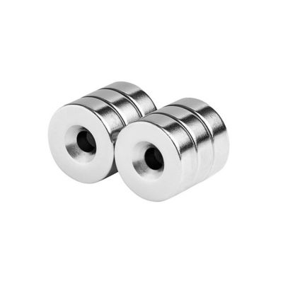 Magnetos redondos industriales de neodimio de tierras raras con agujero contra-sumiente y tolerancia de ± 1%