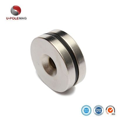 Magnetos redondos industriales de neodimio de tierras raras con agujero contra-sumiente y tolerancia de ± 1%