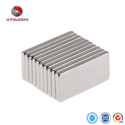 Tamaño personalizado Magnetos permanentes NdFeB súper fuertes para tolerancia precisa /-0.05mm