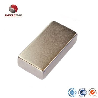Tiempo de entrega de la muestra 15-20 Días N35 N38 N42 N45 NdFeB Bloque Rectángulo Magneto de neodimio