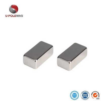 Tiempo de entrega de la muestra 15-20 Días N35 N38 N42 N45 NdFeB Bloque Rectángulo Magneto de neodimio