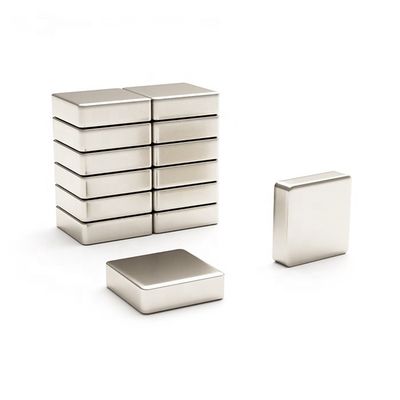 Bloque de imán de neodimio permanente de 10 mm para los imanes de tierras raras NdFeB rectangulares fuertes
