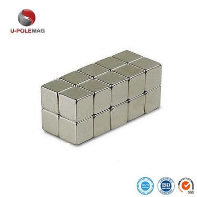 ± 1% Tolerancia N35 N52 5mm Cubo Magneto de neodimio 1.14KG Tirar con el sistema ISO9001 2000