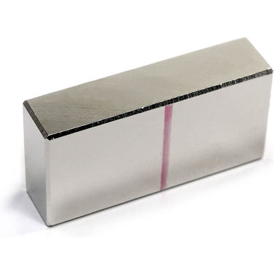 30x20x10mm Magneto cuadrado de neodimio fuerte personalizado Magneto industrial N52 potente
