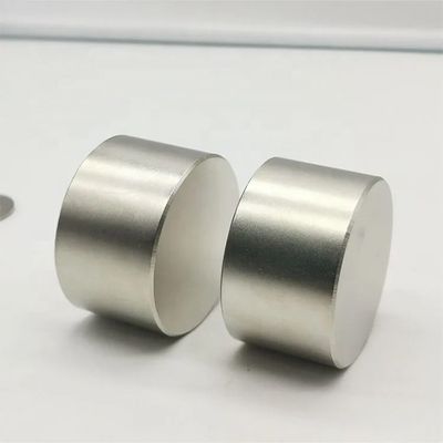 Imán de cilindro de neodimio permanente N45 N52 D70x40mm Imán súper fuerte para maquinaria