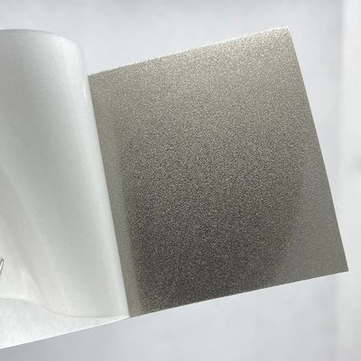 Material absorbente de ondas electromagnéticas de ferrita de superficie blanda para EMI RFID y compatibilidad con células