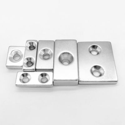 10000 Gauss N52SH Magnético de bloque fuerte con 2 agujeros de contra-penetración Material de neodimio NdFeB